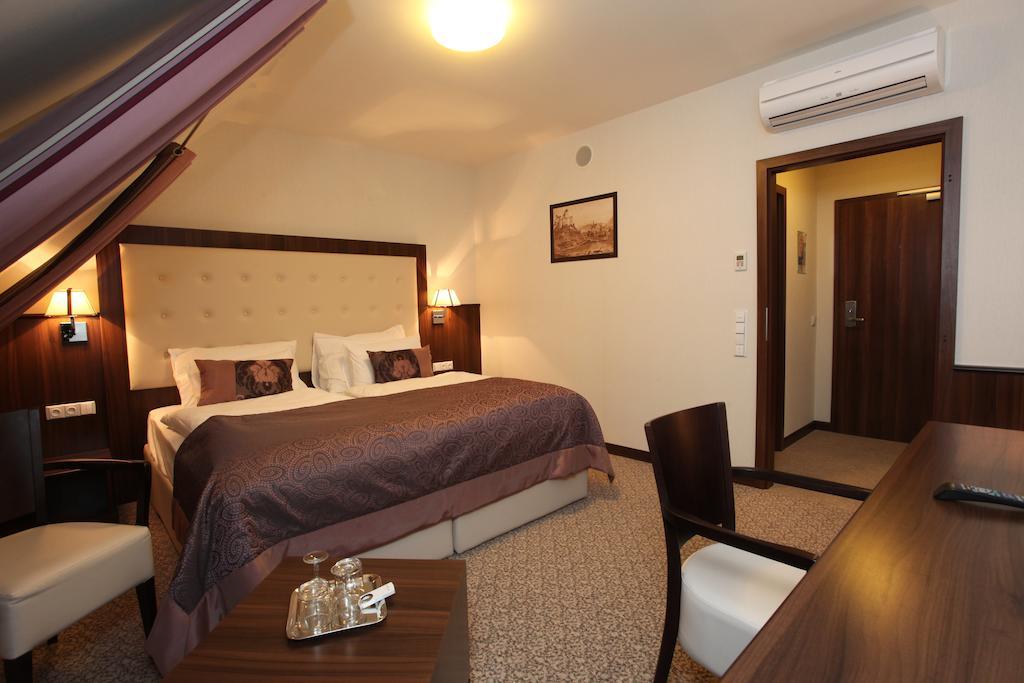 Hotel Sladovna Cerna Hora Quarto foto