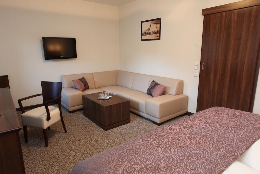 Hotel Sladovna Cerna Hora Quarto foto